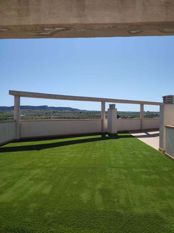 Apartamento de obra nueva en San Miguel de Salinas con piscina y vistas