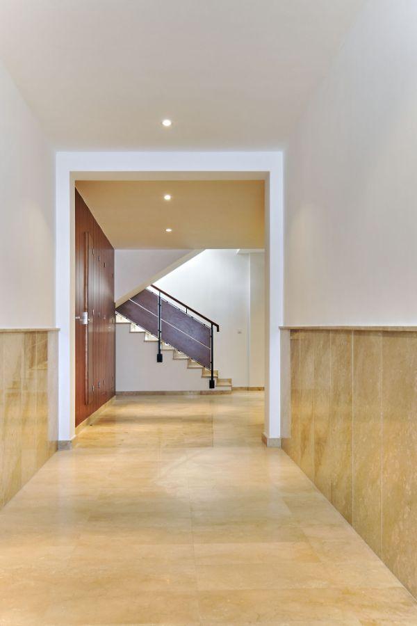 Apartamento de obra nueva en San Miguel de Salinas con piscina y vistas