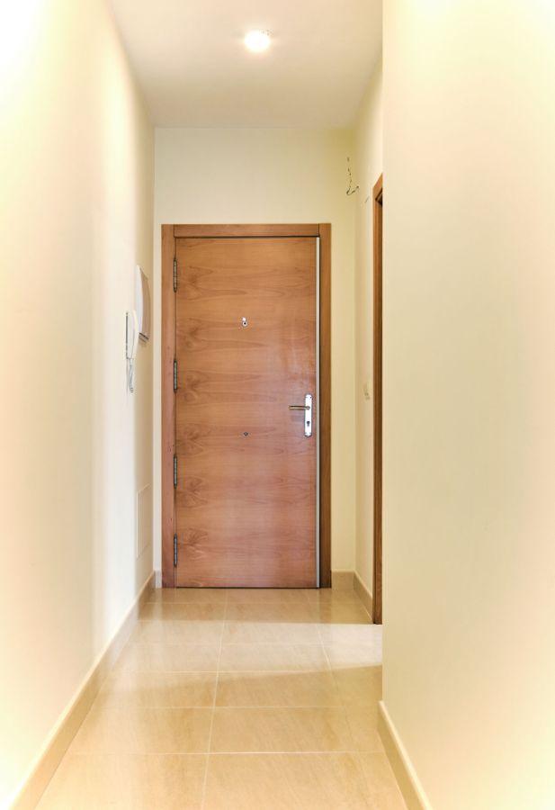 Apartamento de obra nueva en San Miguel de Salinas con piscina y vistas
