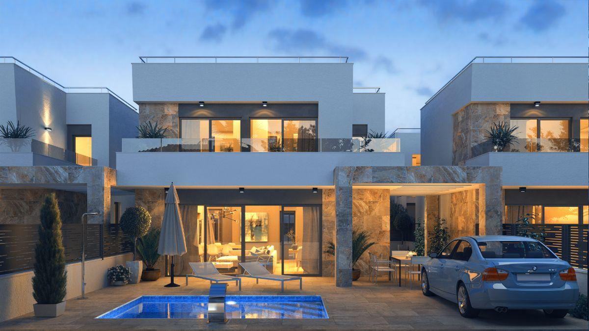 Villa con Piscina Privada en Blue Lagoon, San Miguel de Salinas — 3 Dorm.