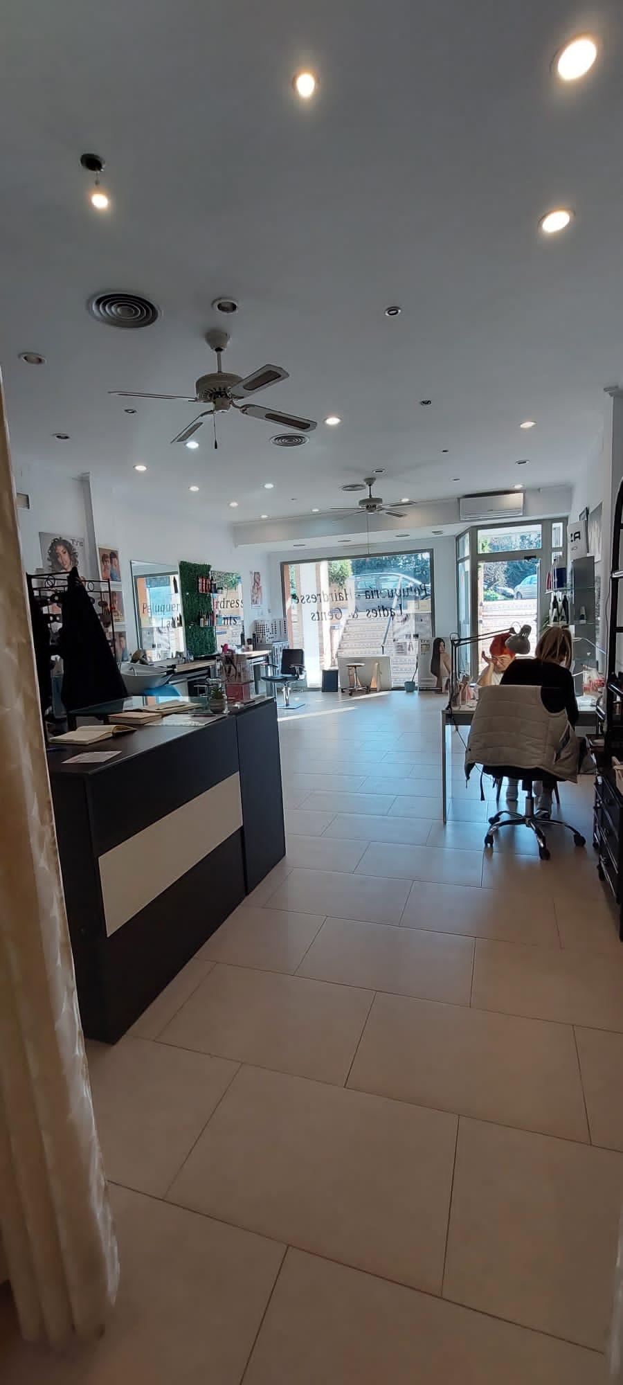 Local en Orihuela Costa