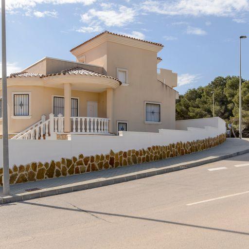 Villa en San Miguel de Salinas