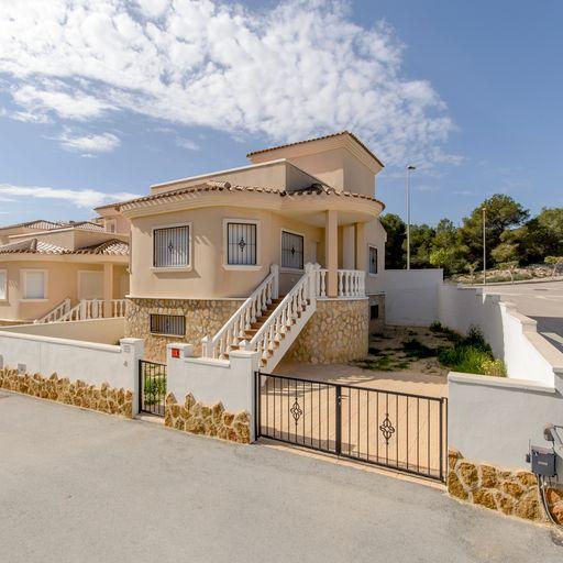 Villa en San Miguel de Salinas