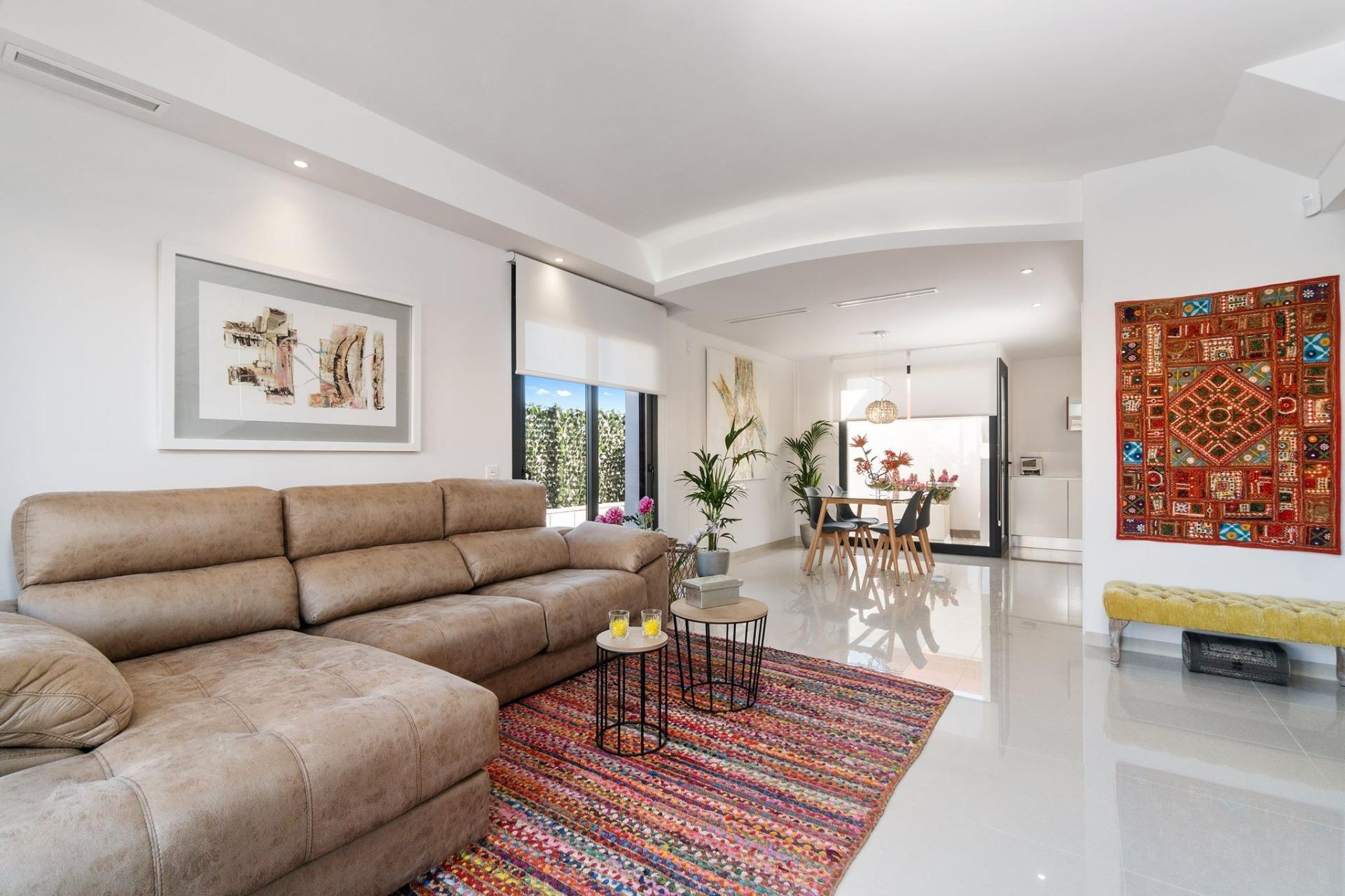 Villa en Los Montesinos