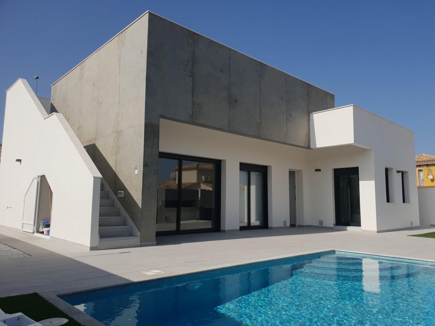 Villa en Pilar de La Horadada