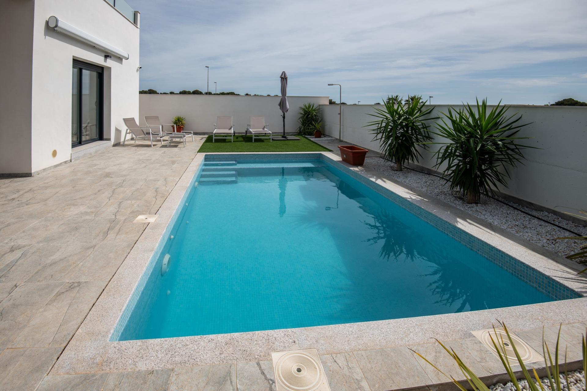 Villa en Pilar de La Horadada