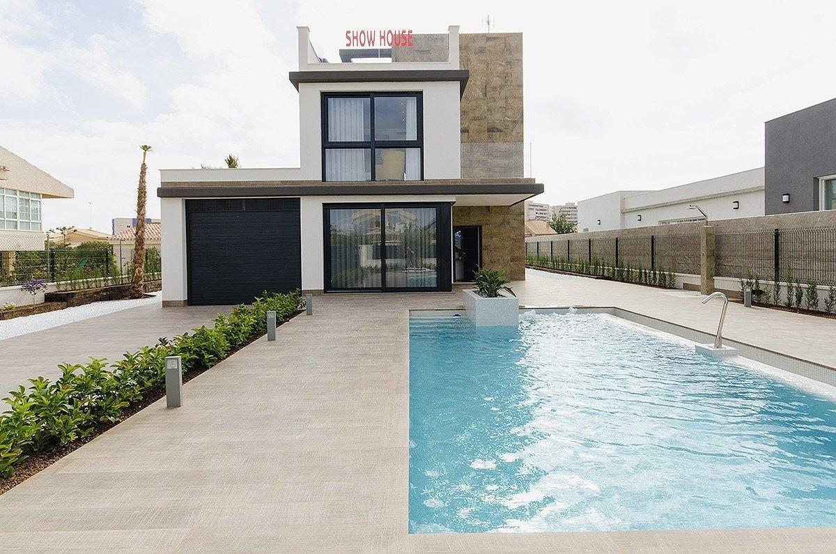 Villa en Orihuela Costa