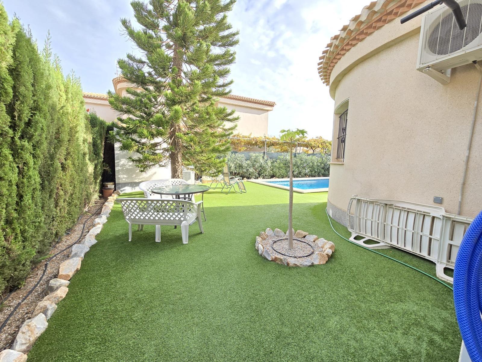 Villa en Orihuela Costa