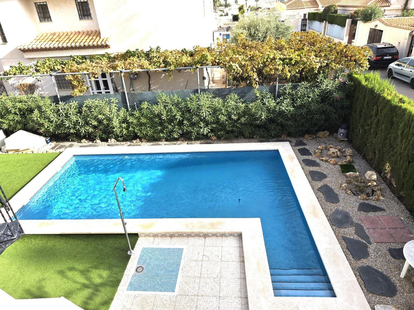 Villa en Orihuela Costa