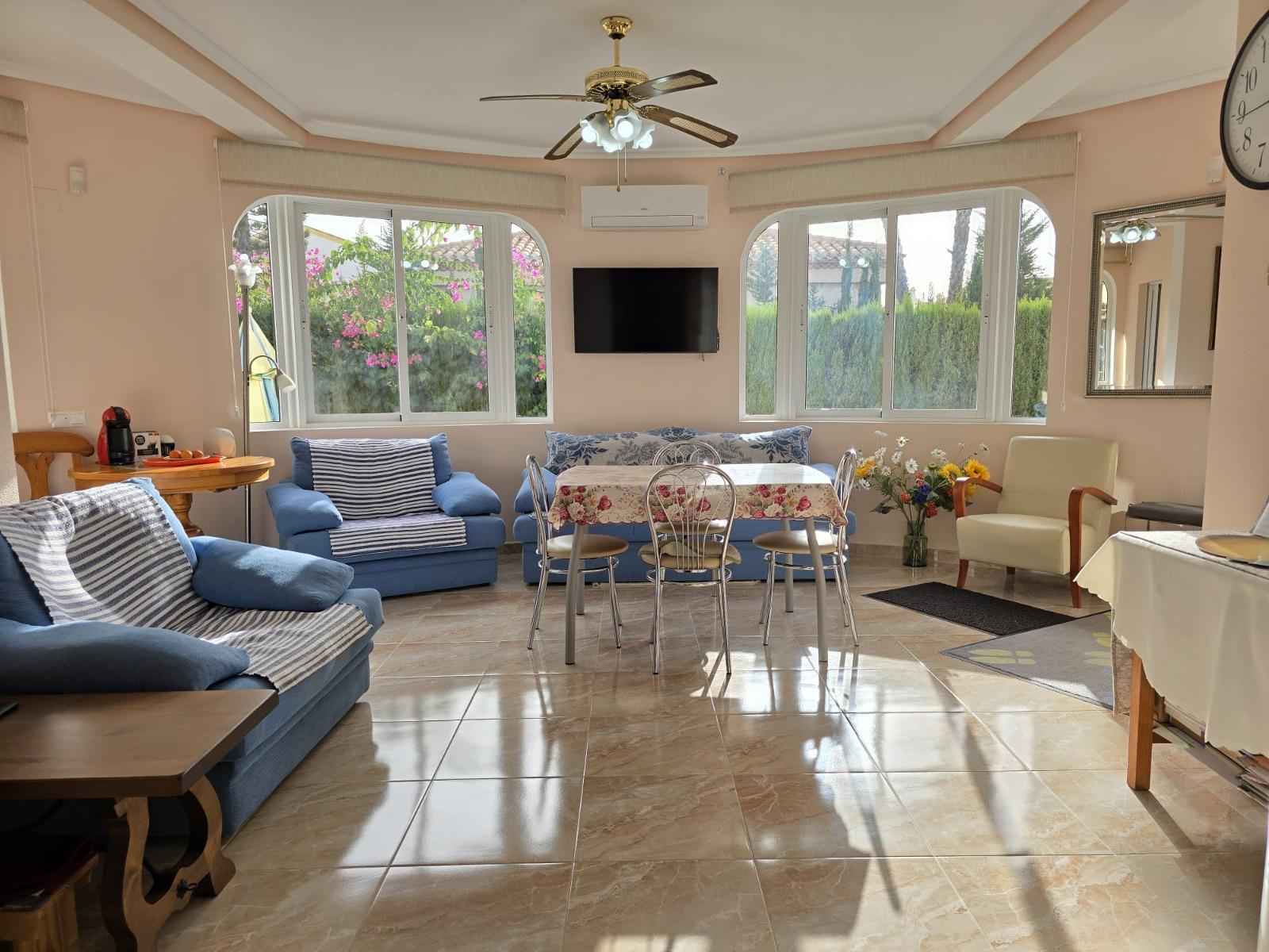 Villa en Orihuela Costa