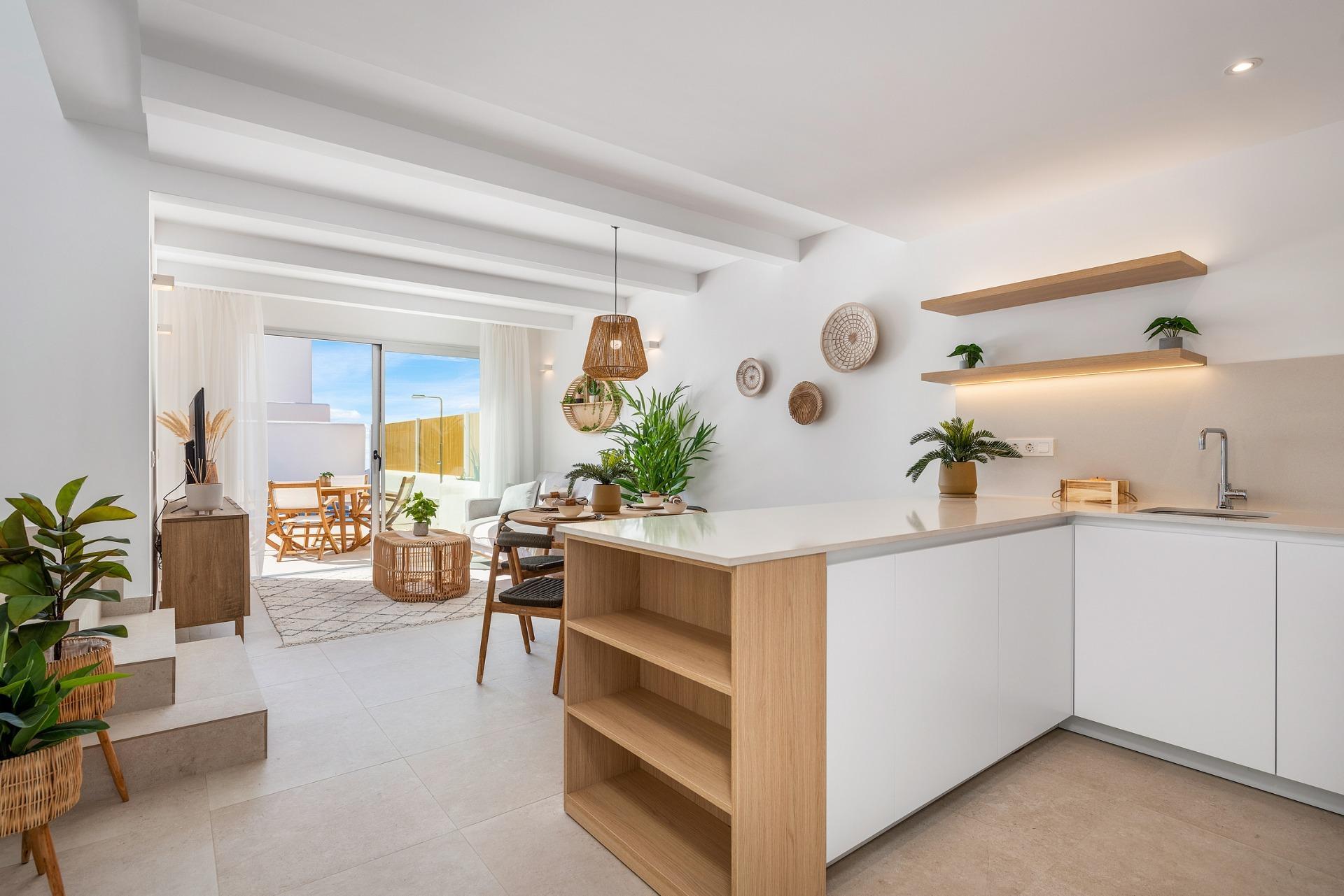 Obra Nueva: Chalet con Piscina Privada en Dolores, Alicante — 3 Dorm.