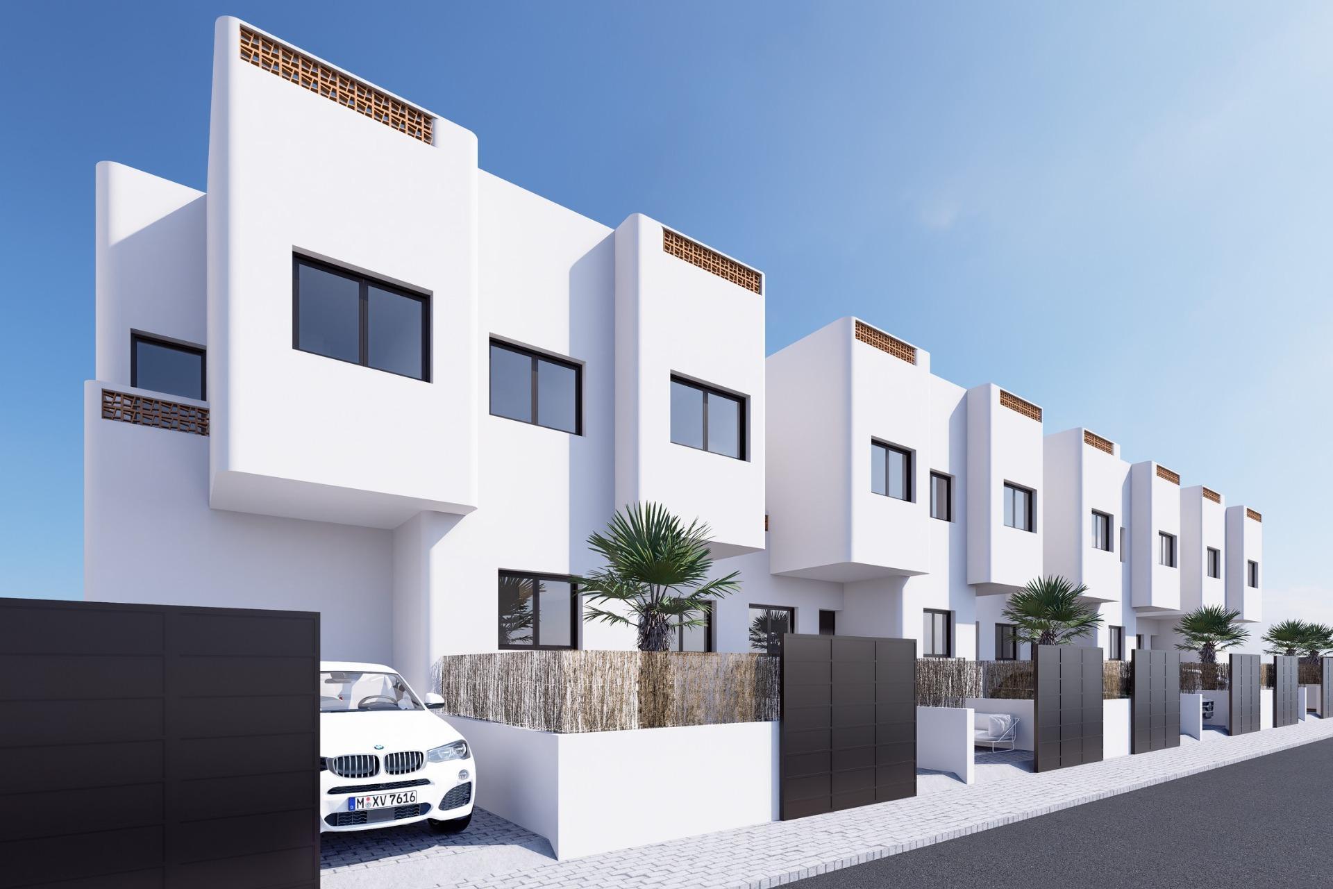Obra Nueva: Chalet con Piscina Privada en Dolores, Alicante — 3 Dorm.