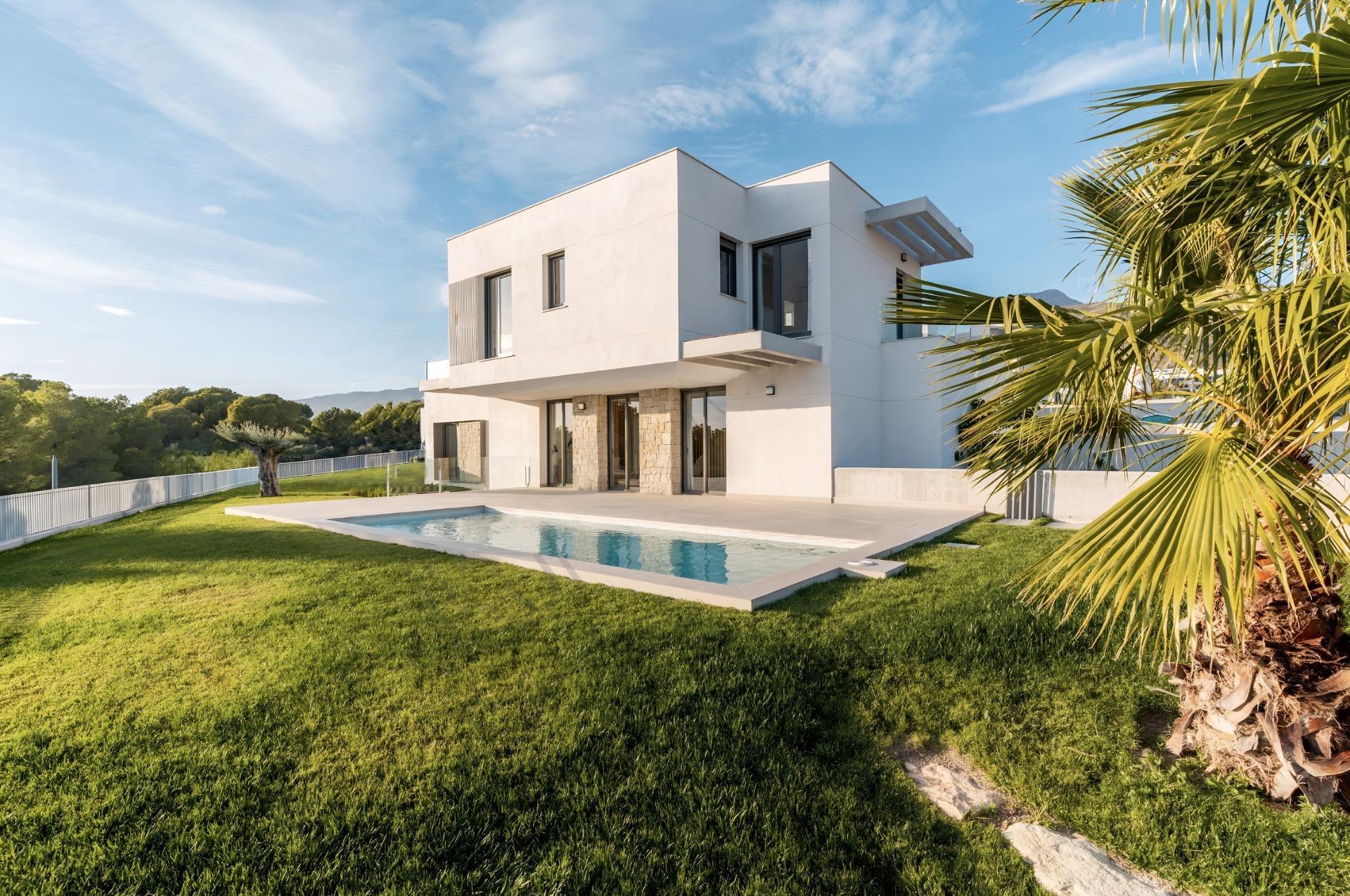 Villa obra nueva en Finestrat con piscina privada y vistas — 3 dorm.