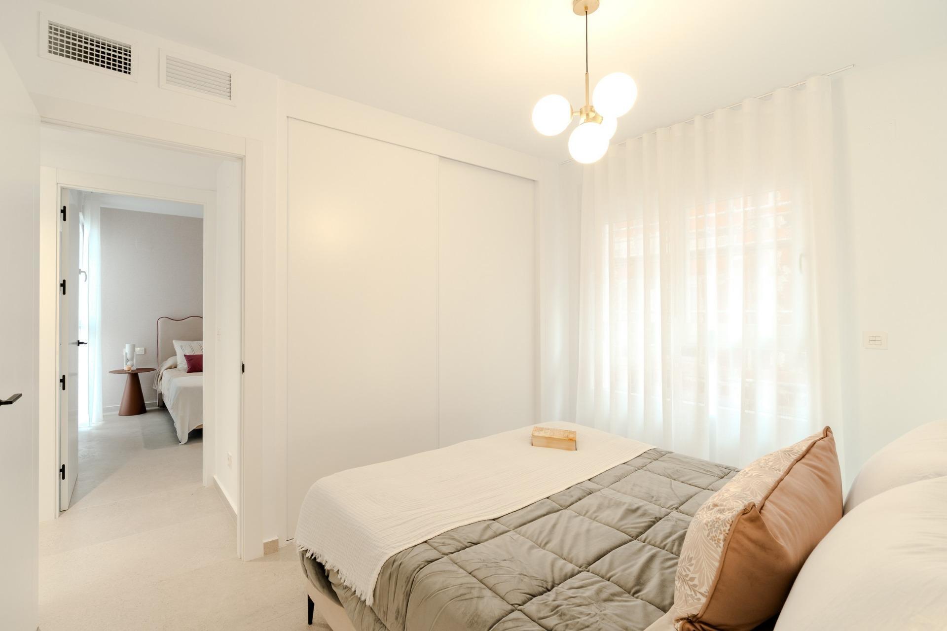 Villa Obra Nueva con Piscina Privada en Los Alcázares — 3 Dorm.