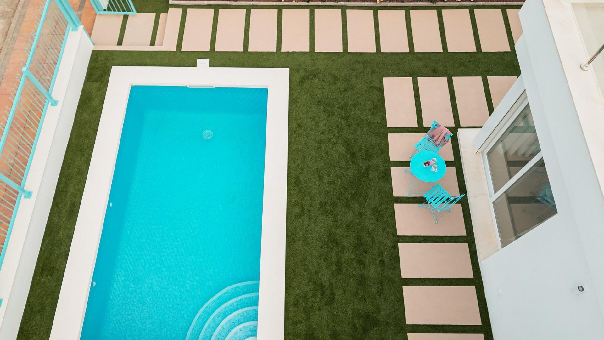 Villa Obra Nueva con Piscina Privada en Los Alcázares — 3 Dorm.