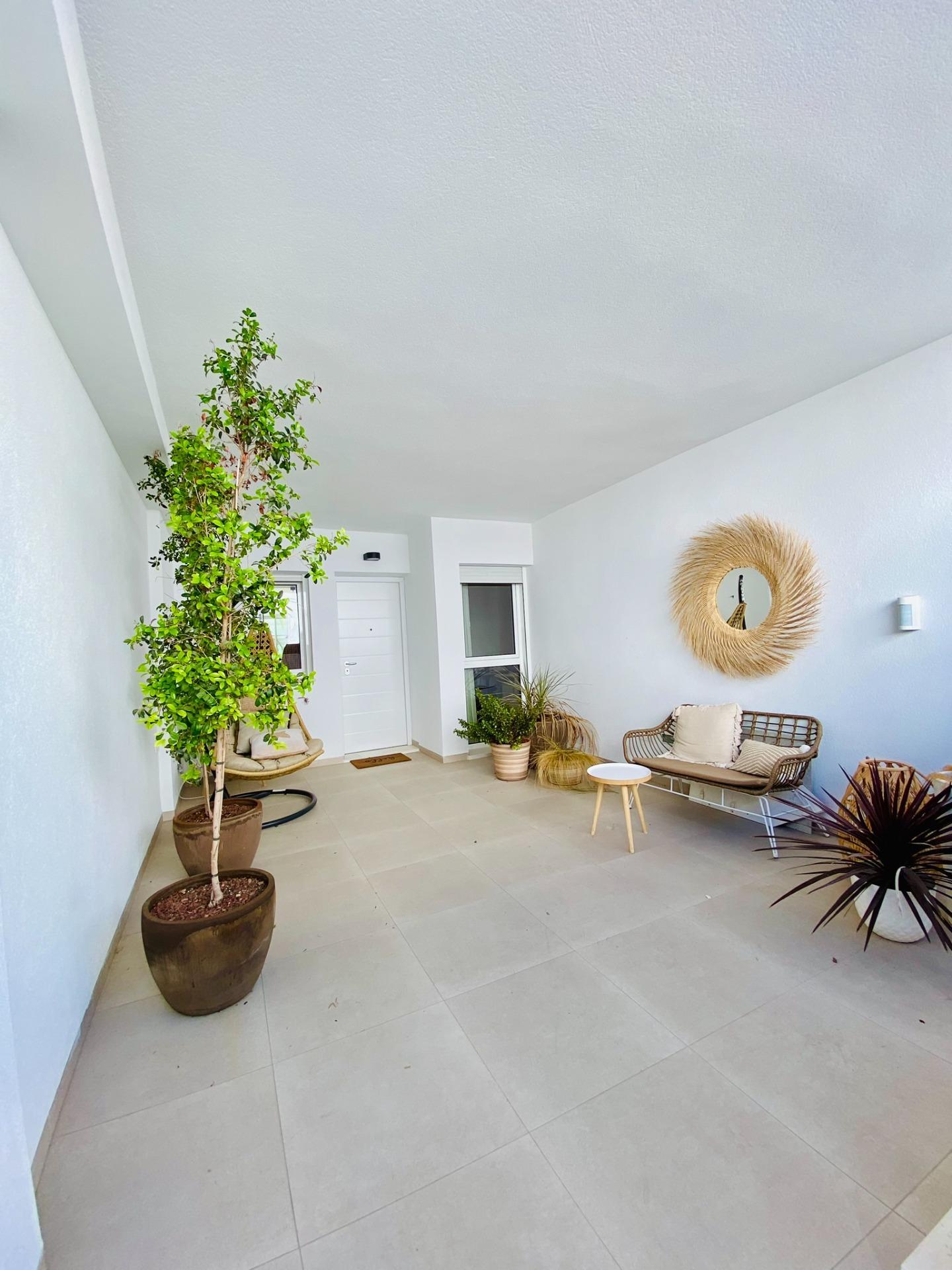Bungalow Obra Nueva con Piscina Privada en Pilar de La Horadada — 3 Dorm.