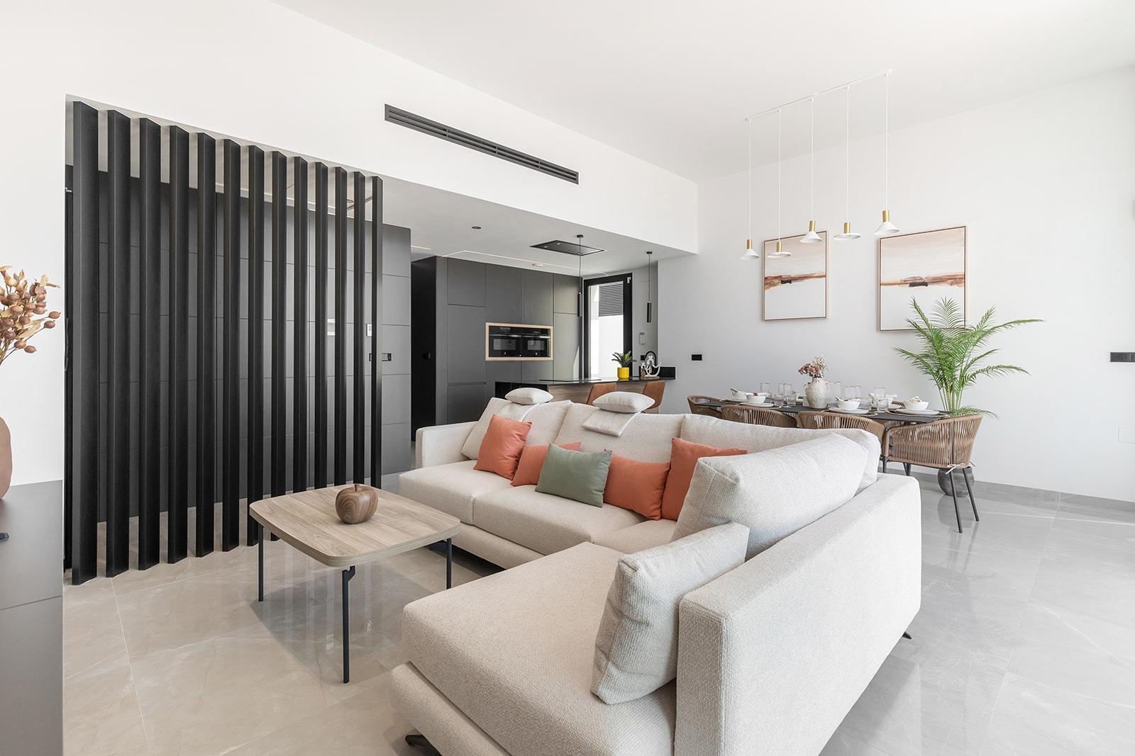 Villa Obra Nueva con Piscina Privada en Los Balcones, Torrevieja — 3 Dorm.