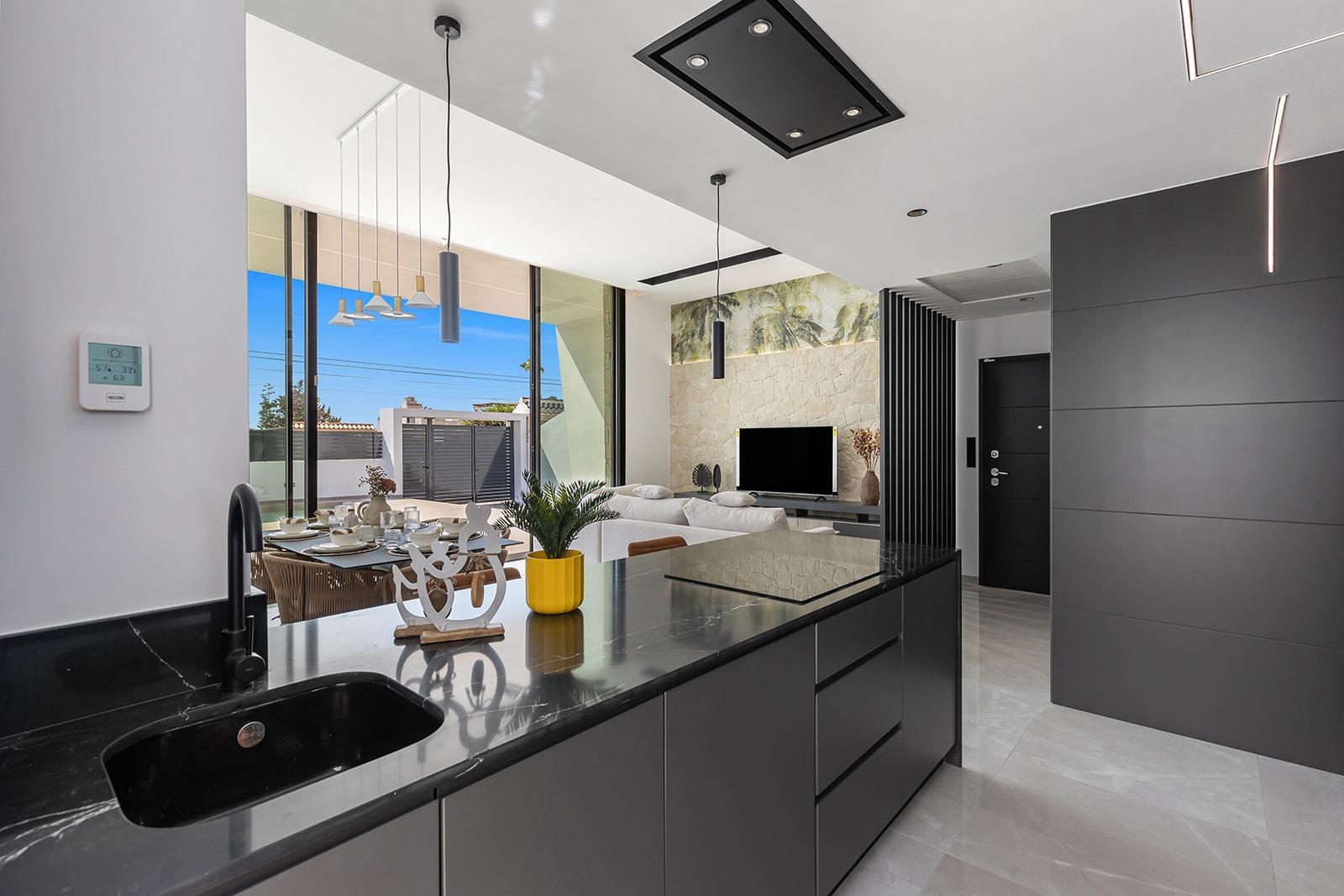 Villa Obra Nueva con Piscina Privada en Los Balcones, Torrevieja — 3 Dorm.
