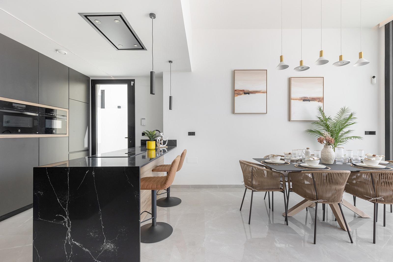 Villa Obra Nueva con Piscina Privada en Los Balcones, Torrevieja — 3 Dorm.