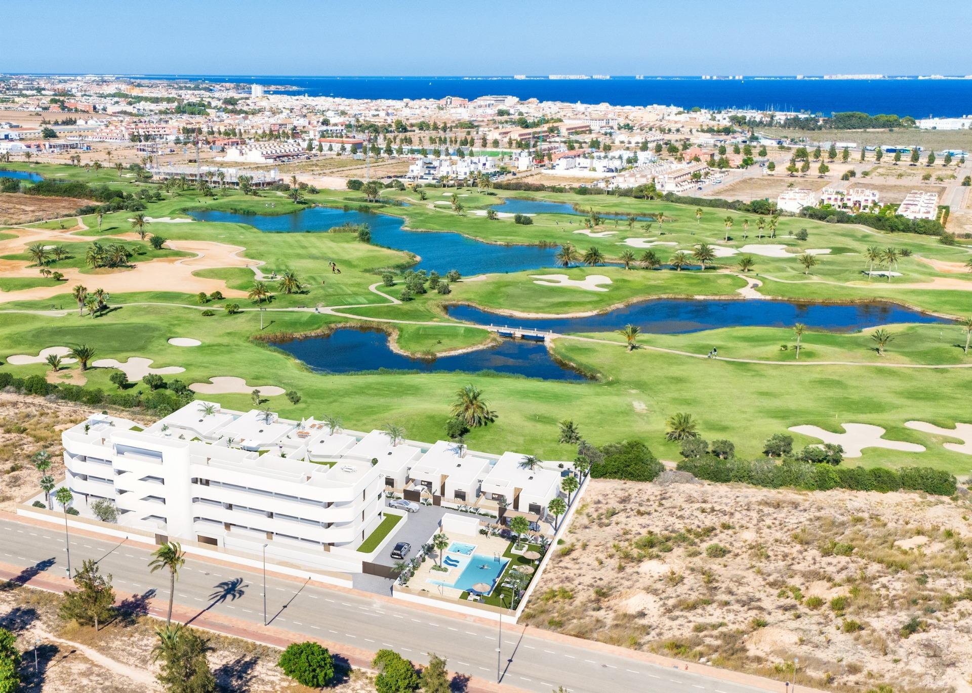 Apartamento Obra Nueva con Piscina Privada en Los Alcázares — ¡Tu Hogar Ideal!