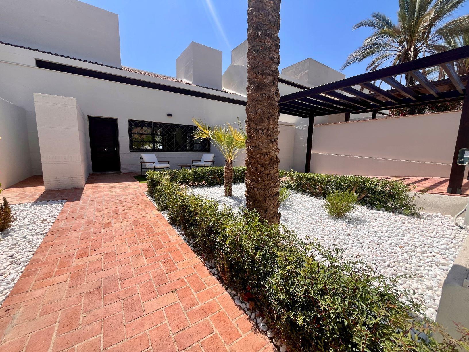Casa Adosada con Piscina Privada en Sucina (Murcia) — Obra Nueva
