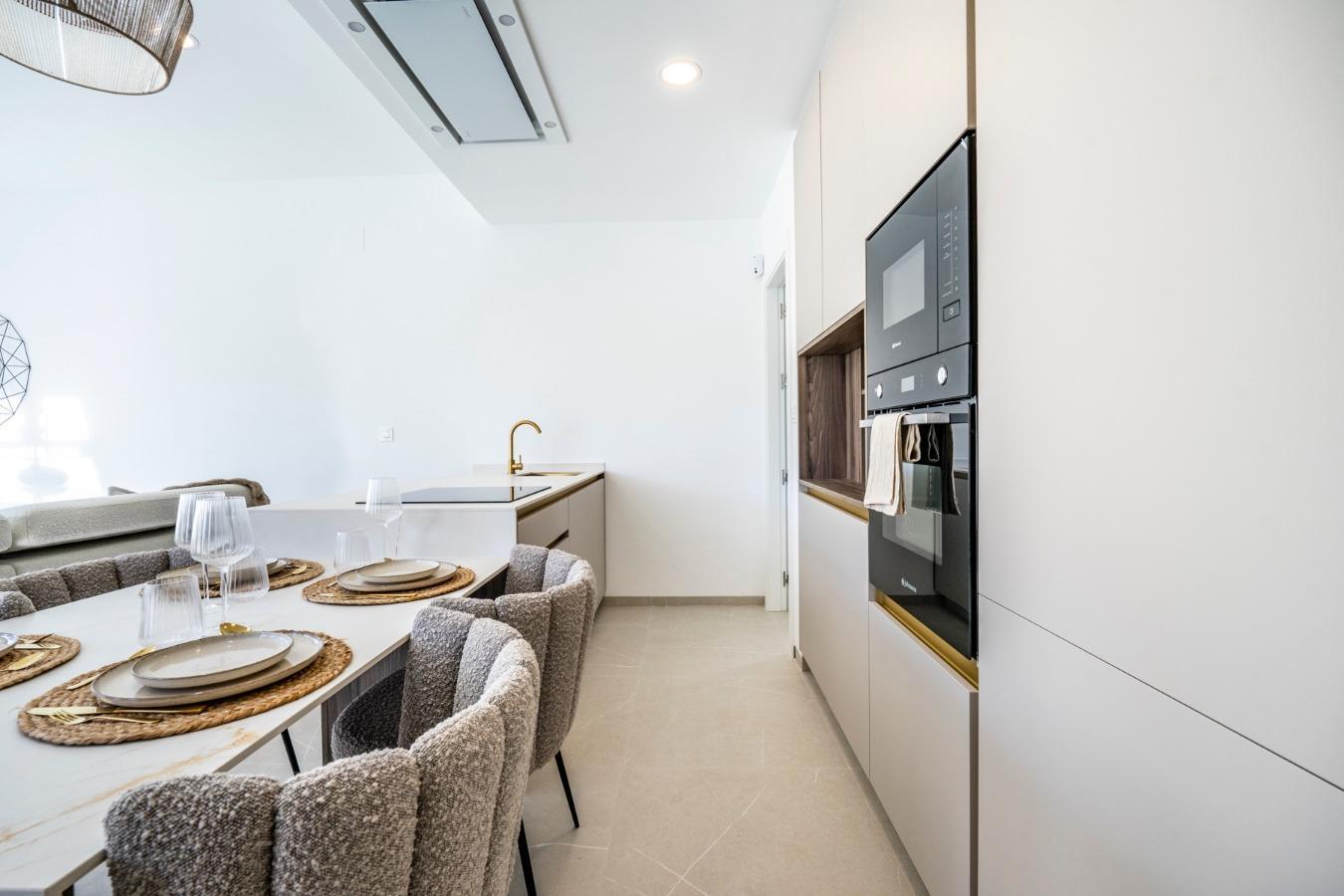 Villa obra nueva con piscina en Torre Pacheco — 3 dorm, 3 baños