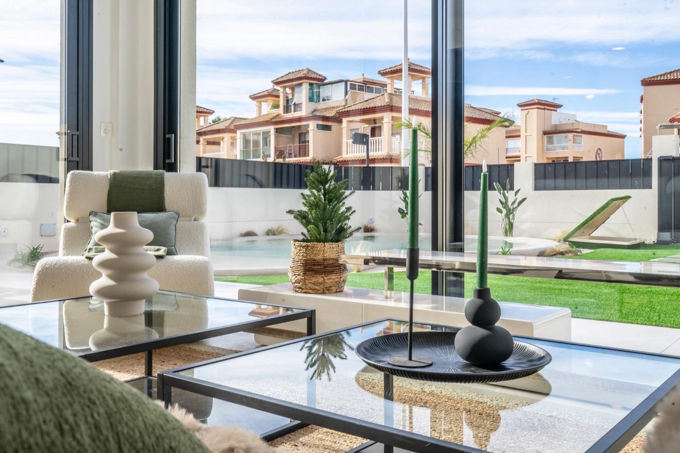 Villa obra nueva con piscina en Torre Pacheco — 3 dorm, 3 baños