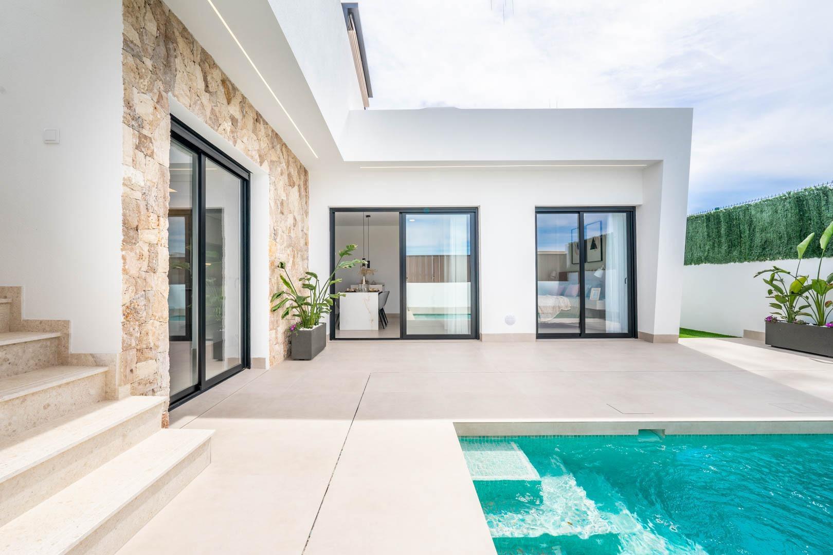 Villa obra nueva con piscina en Torre Pacheco — Tu hogar en la Costa Blanca