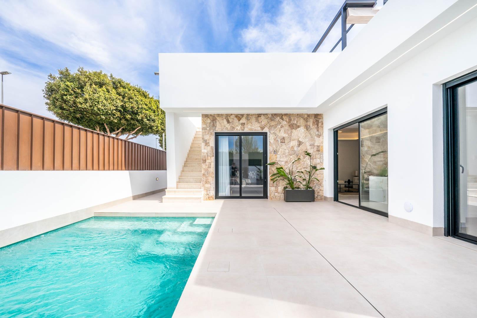 Villa obra nueva con piscina en Torre Pacheco — Tu hogar en la Costa Blanca