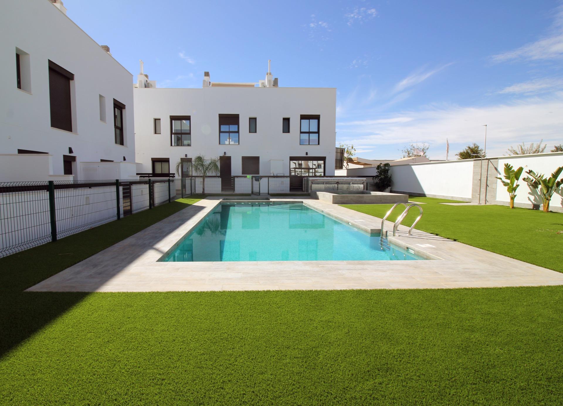 Villa en Pilar de La Horadada