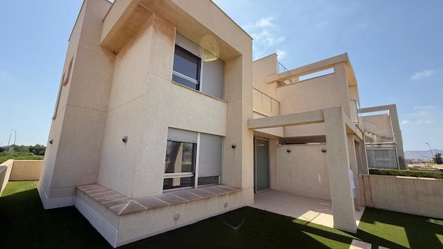 Duplex en Los Urrutias