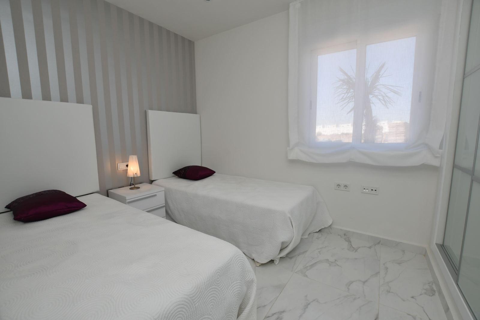 Chalet Obra Nueva 2 Dorm. Piscina Privada en San Miguel de Salinas — Hogar Mediterráneo