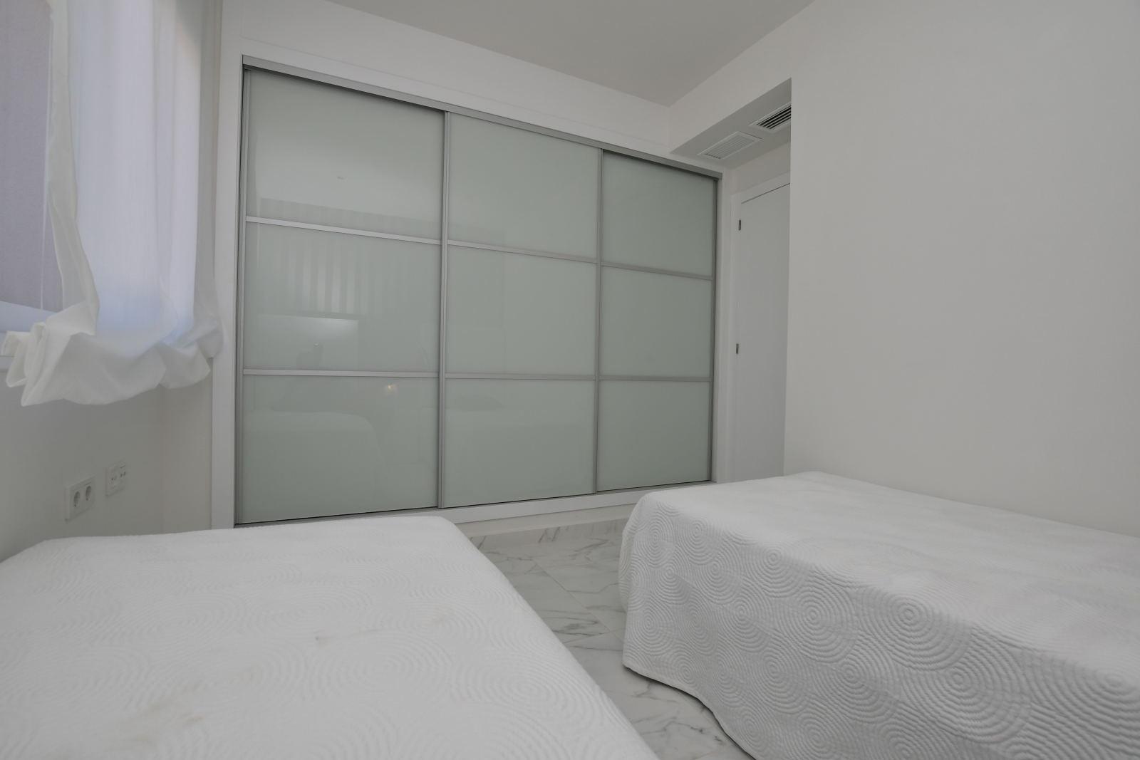 Chalet Obra Nueva 2 Dorm. Piscina Privada en San Miguel de Salinas — Hogar Mediterráneo