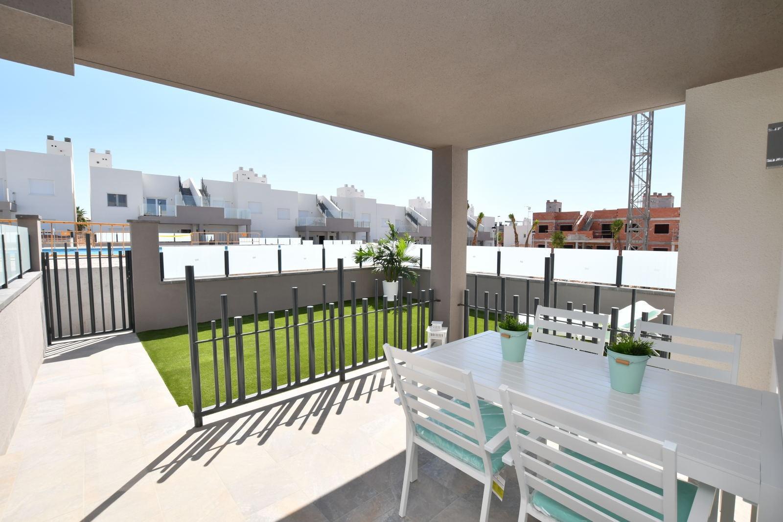 Chalet Obra Nueva 2 Dorm. Piscina Privada en San Miguel de Salinas — Hogar Mediterráneo