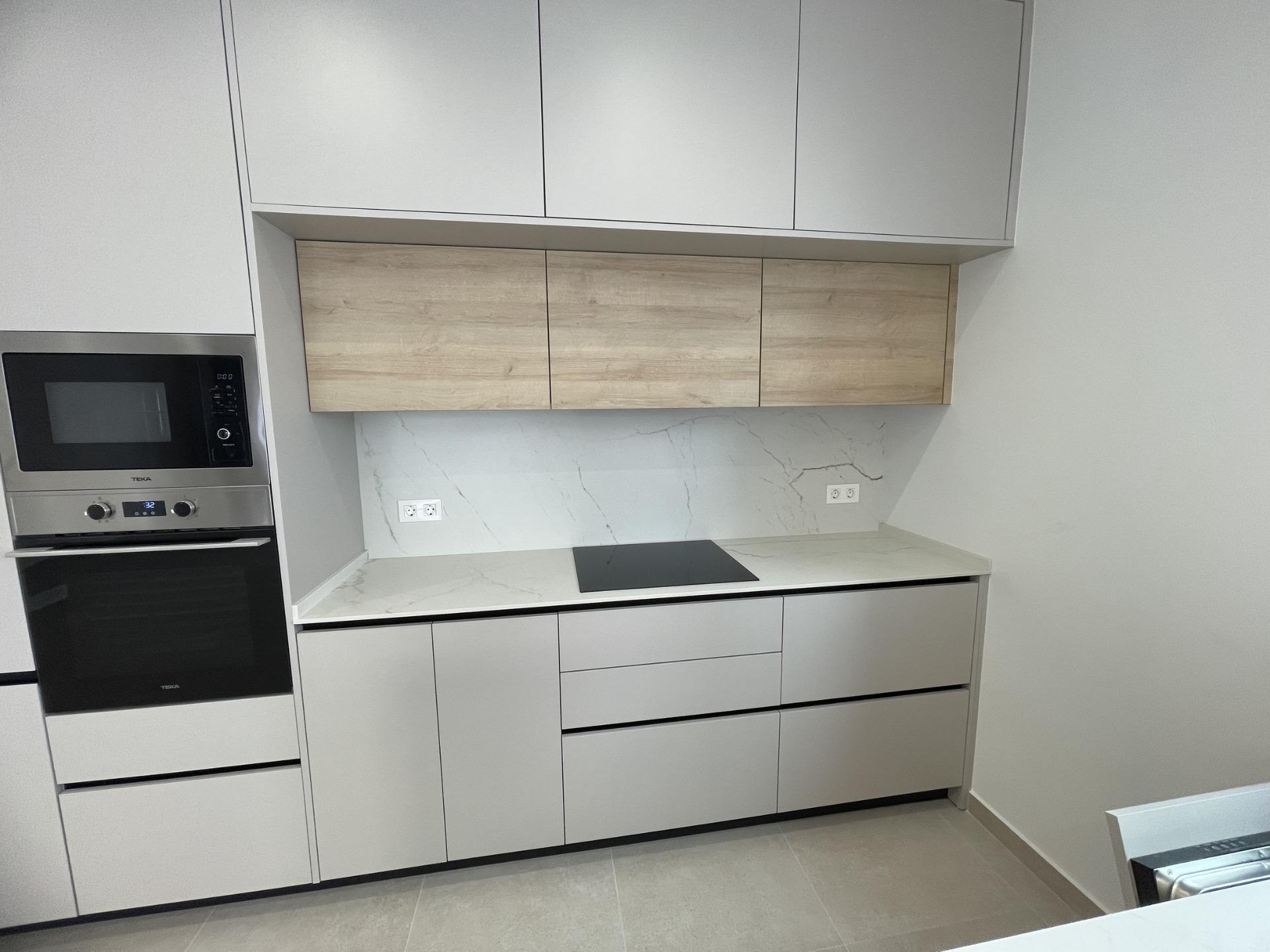 Villa Nueva con Piscina en Almoradí — Hogar de Lujo en Costa Blanca