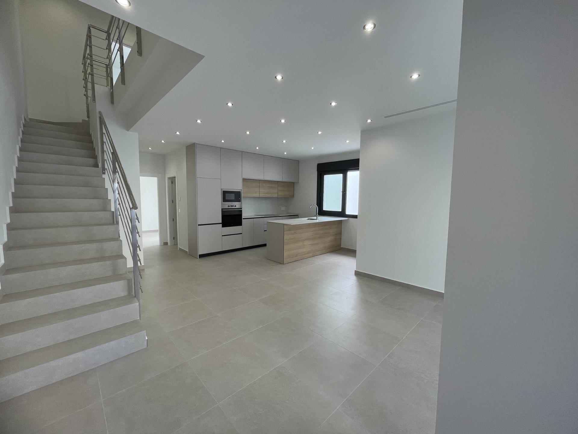 Villa Nueva con Piscina en Almoradí — Hogar de Lujo en Costa Blanca