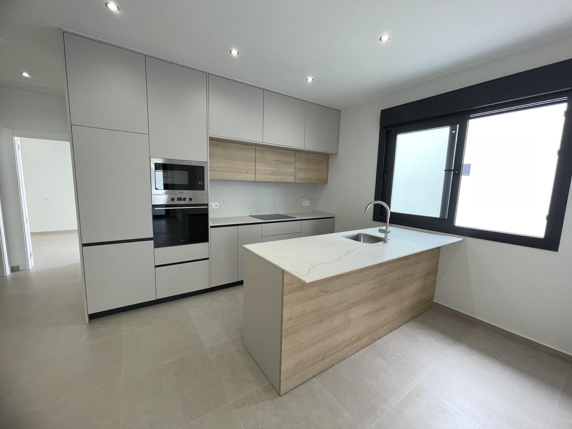 Villa Nueva con Piscina en Almoradí — Hogar de Lujo en Costa Blanca