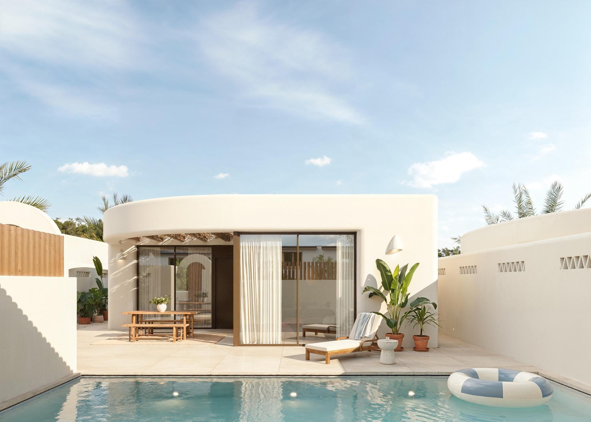 Villa de obra nueva con piscina privada en La Finca Golf, Algorfa — 4 dormitorios