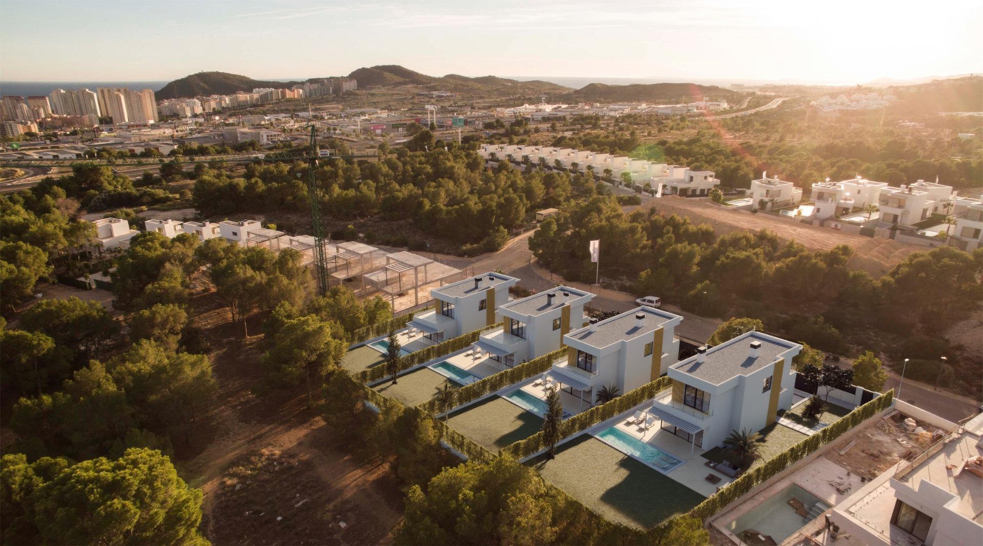 Villa Obra Nueva en Finestrat con Piscina Privada — 3 Dormitorios