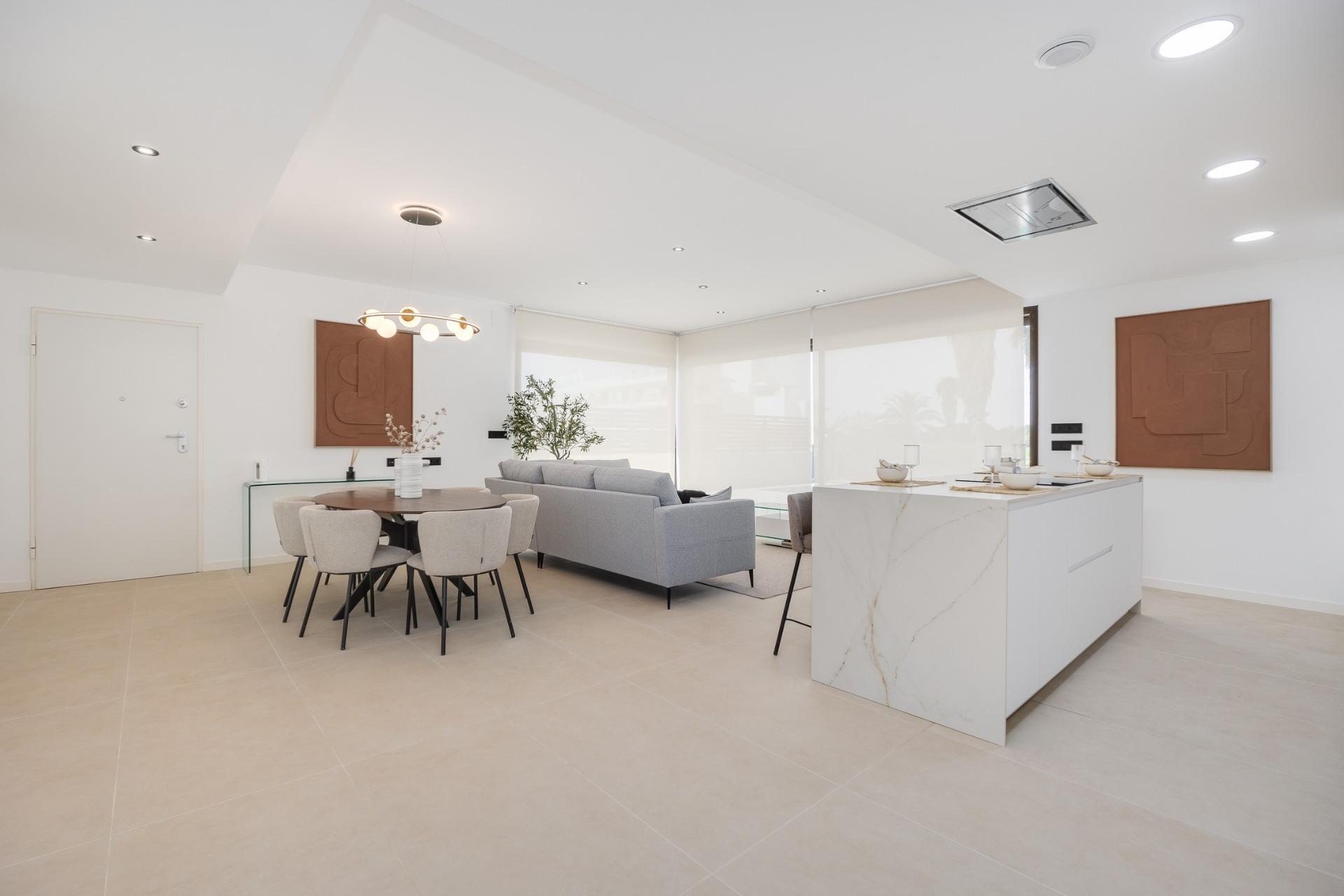 Villa Obra Nueva con Piscina Privada en Los Alcázares — Golf La Serena