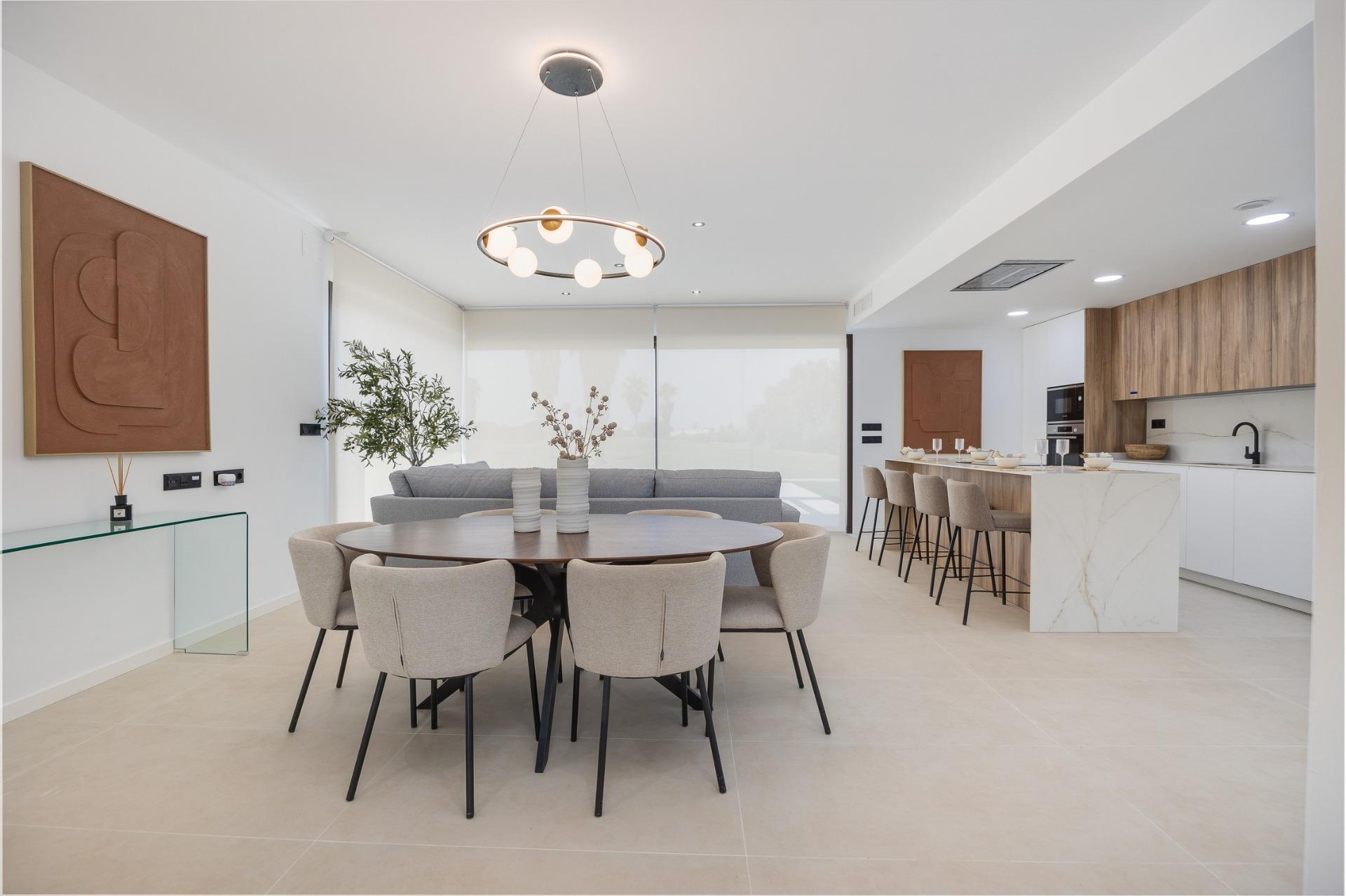 Villa Obra Nueva con Piscina Privada en Los Alcázares — Golf La Serena