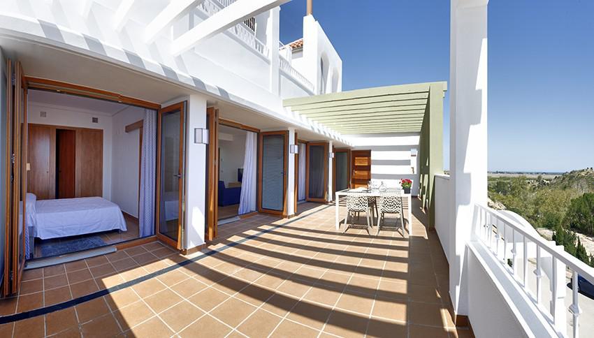 Obra Nueva: Apartamento con Piscina Privada en Xeresa — Vistas y Confort
