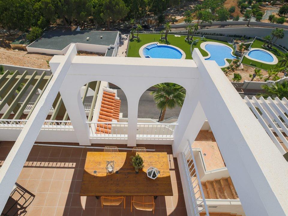 Ático Obra Nueva Xeresa con Piscina Privada y Vistas al Mar