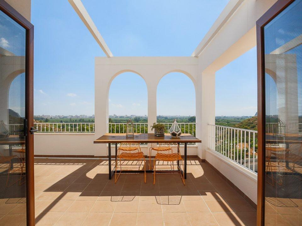Ático Obra Nueva Xeresa con Piscina Privada y Vistas al Mar