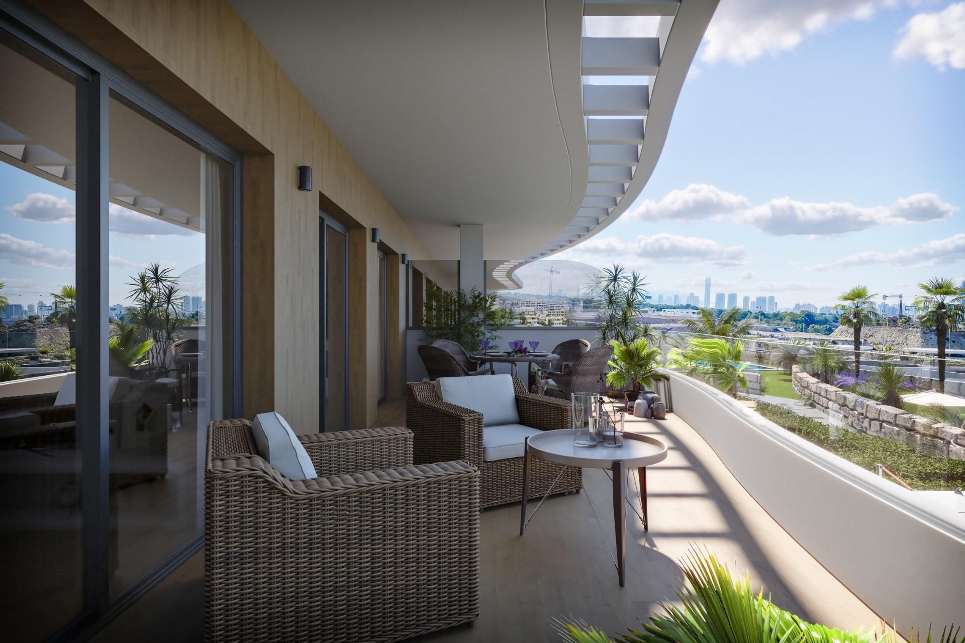 Ático de Lujo en Finestrat con Piscina Privada y Vistas al Mar