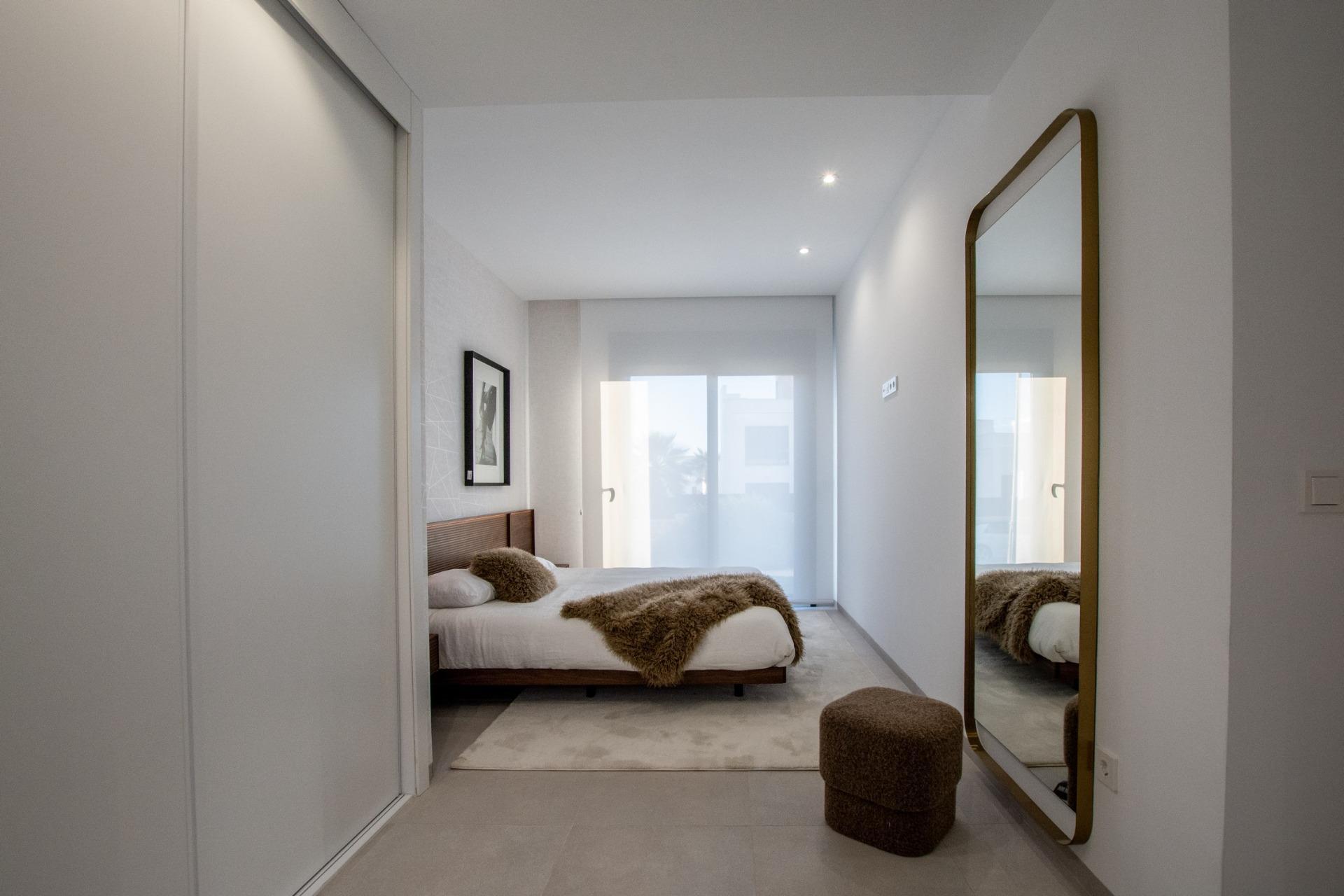 Ático de Lujo en Finestrat con Piscina Privada y Vistas al Mar