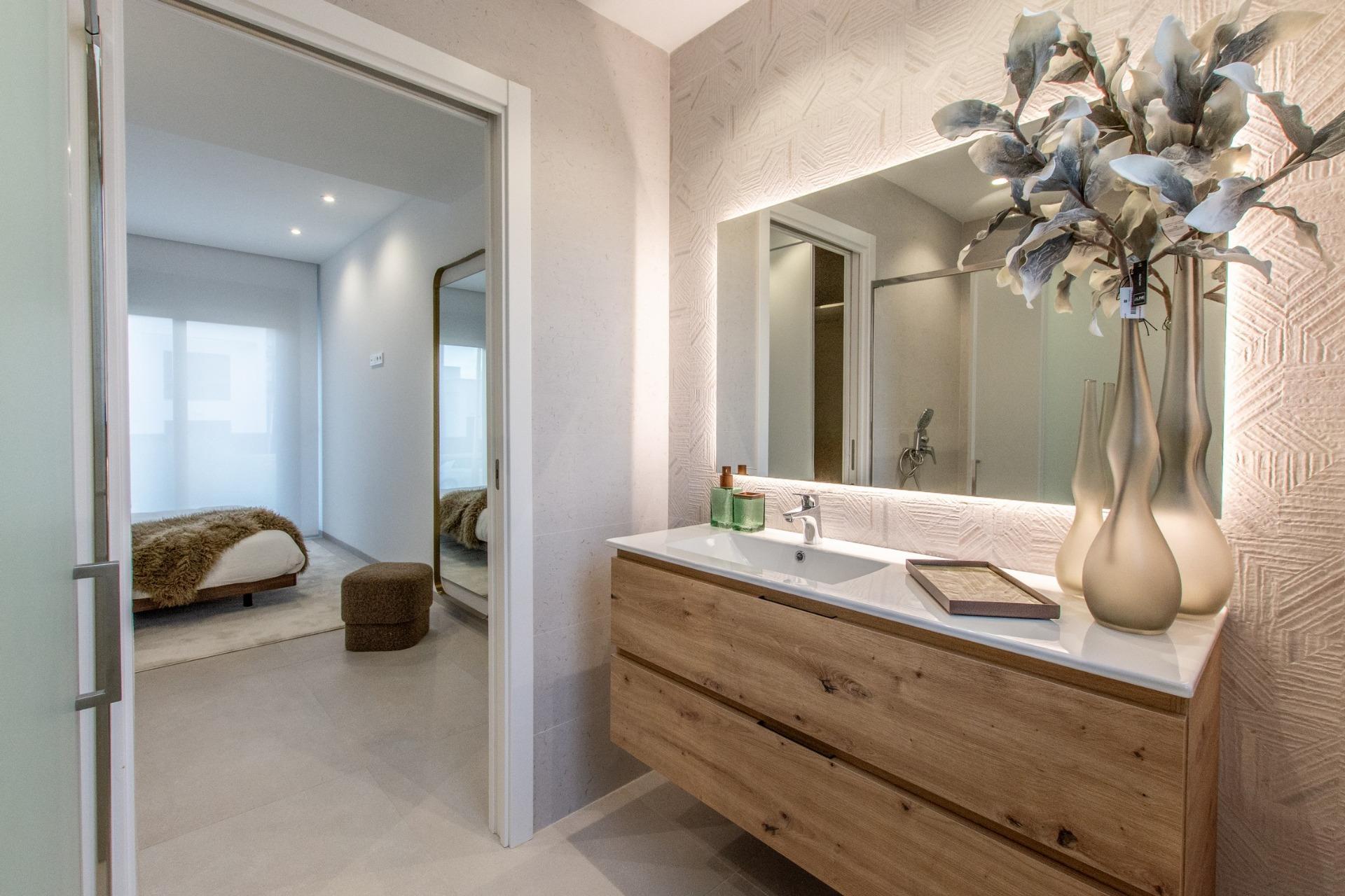 Apartamento de Obra Nueva en Finestrat con Piscina Privada — 3 Dorm.