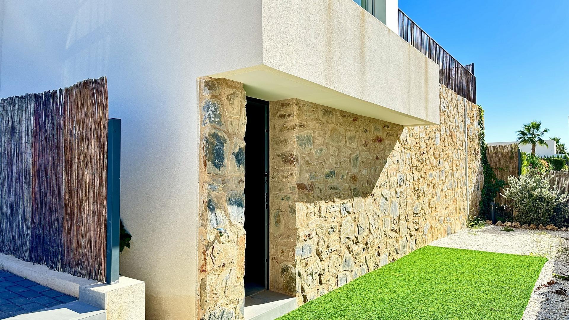 Villa en Algorfa