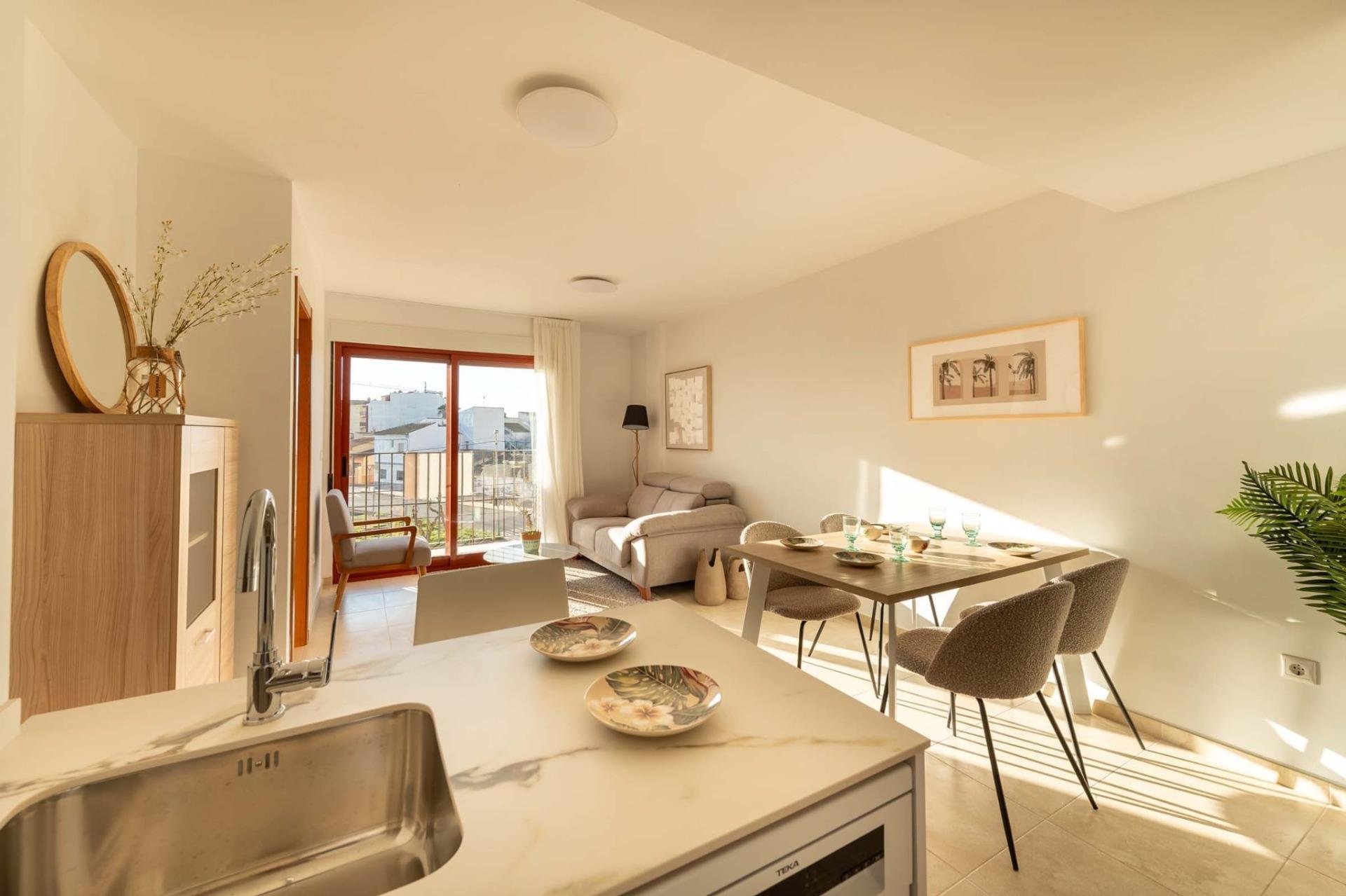 Apartamento Obra Nueva en Avileses — 2 Dormitorios, Cerca de Golf y Playa