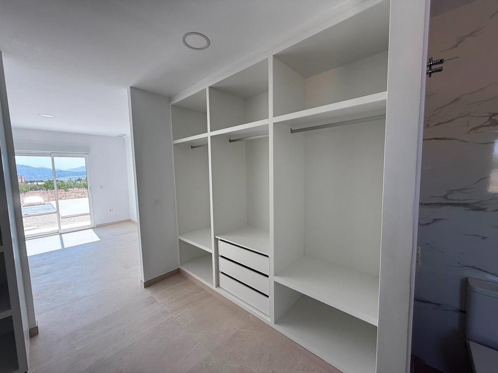 Villa Obra Nueva 3 Hab con Piscina en Pinoso — Tu Hogar Definitivo